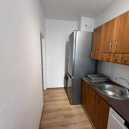 Apartament Spacious 2 Bedroom 1 Stop From Historical Center Koszyce