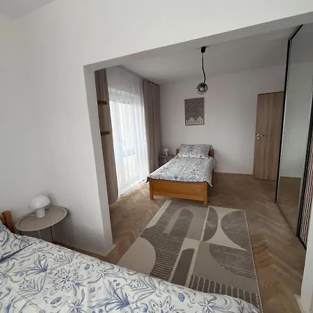 Apartament Spacious 2 Bedroom 1 Stop From Historical Center