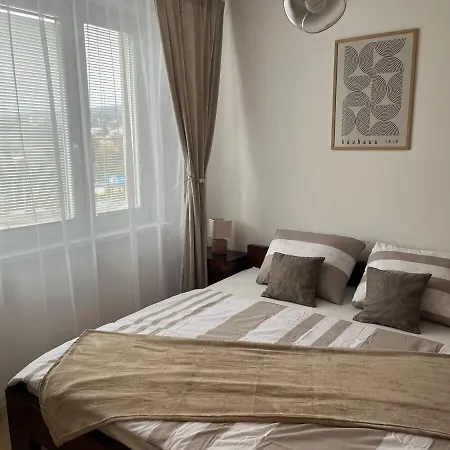 Apartament Spacious 2 Bedroom 1 Stop From Historical Center *