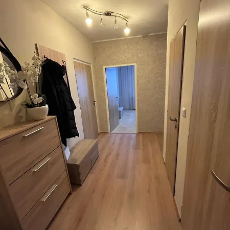 Spacious 2 Bedroom 1 Stop From Historical Center * Koszyce